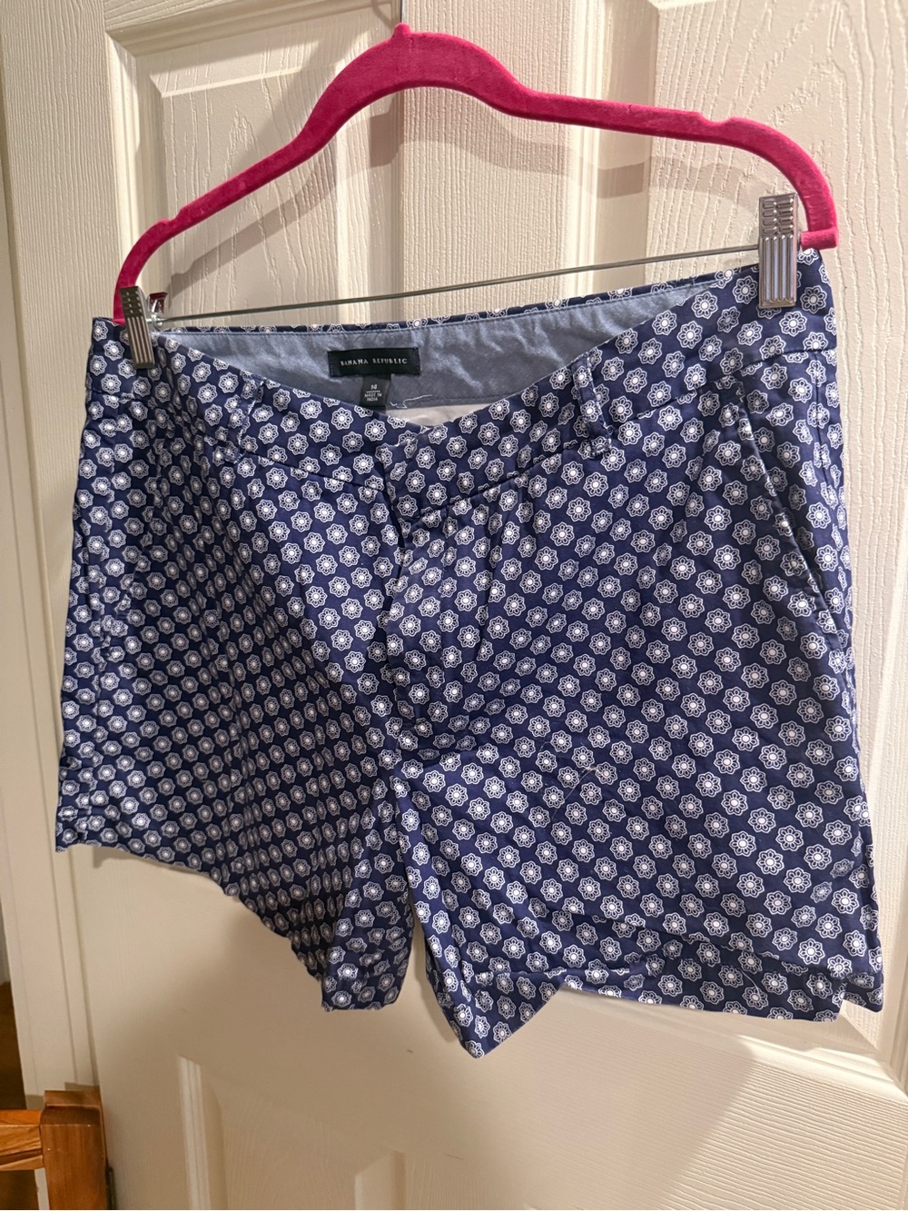 Banana Republic Navy and White Printed Women's Shorts